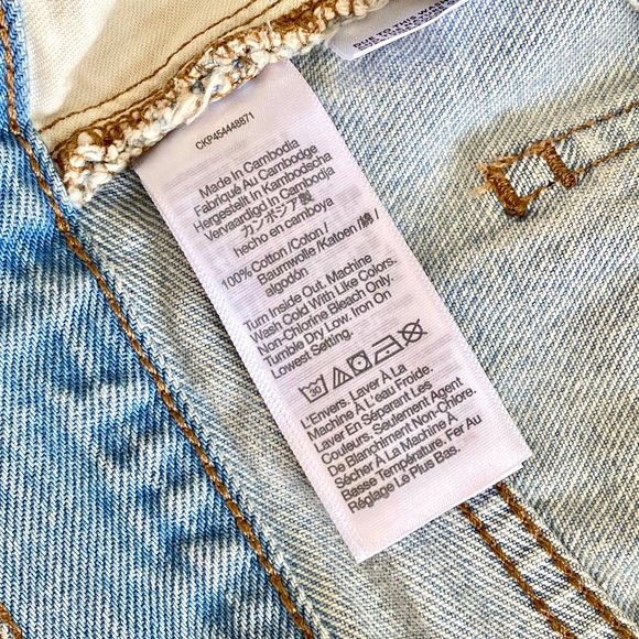 Madewell NWT Relaxed Denim Shorts, Light Wash W28 - Picture 12 of 13